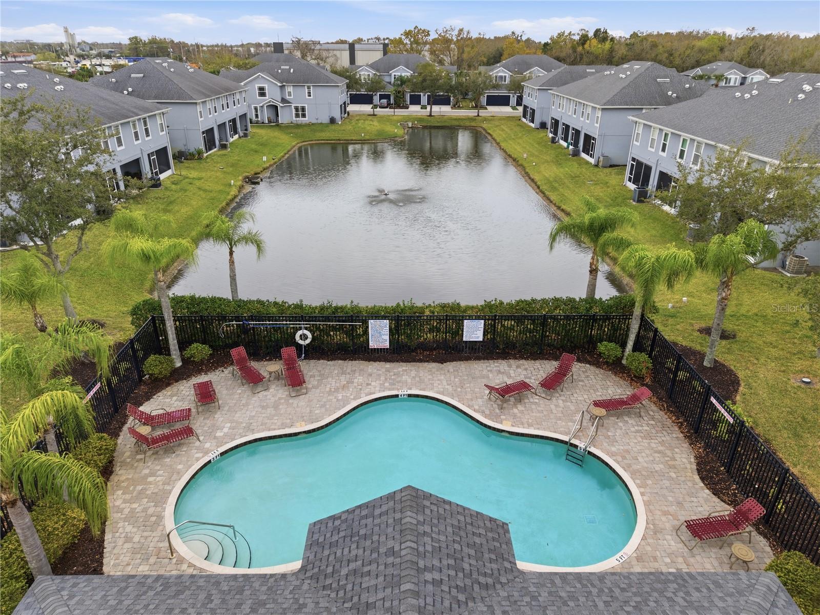 TOWNHOMES AT PARKSIDE - Residential