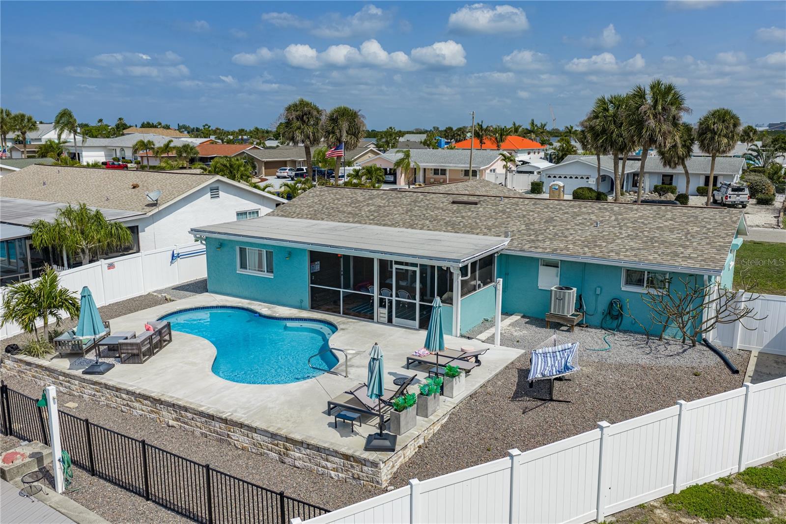 APOLLO BEACH UNIT 08 A RESUBDI - Residential