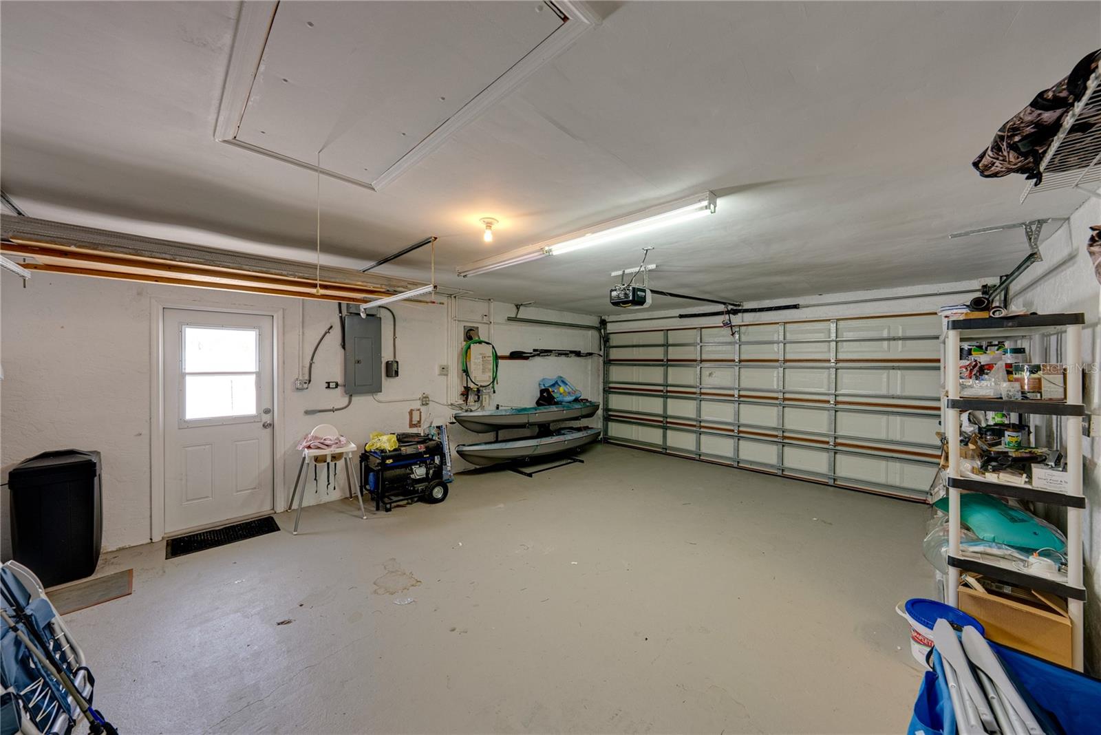 APOLLO BEACH UNIT 08 A RESUBDI - Residential