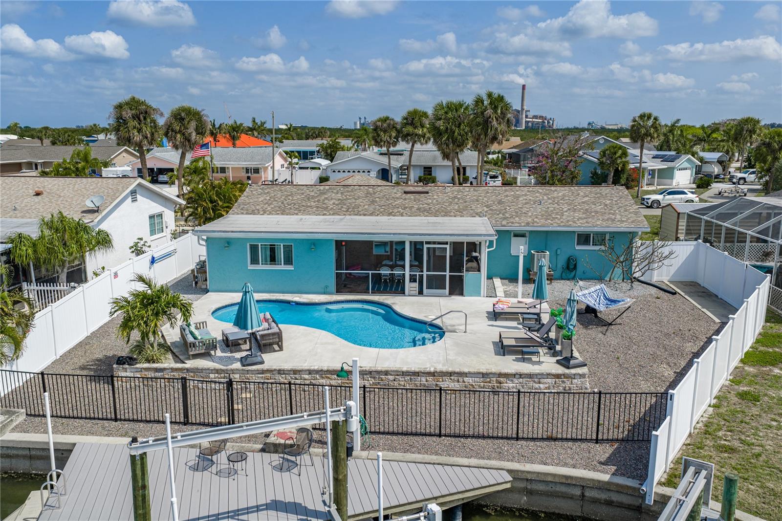 APOLLO BEACH UNIT 08 A RESUBDI - Residential