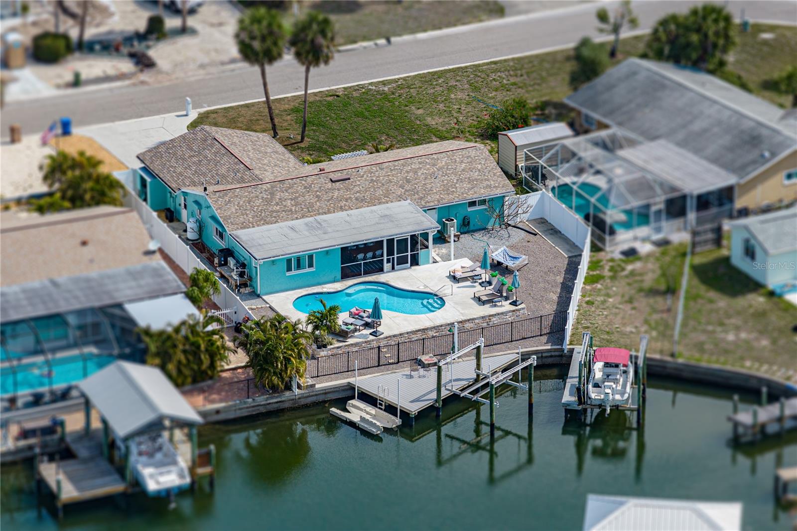 1004 SAGO PALM WAY