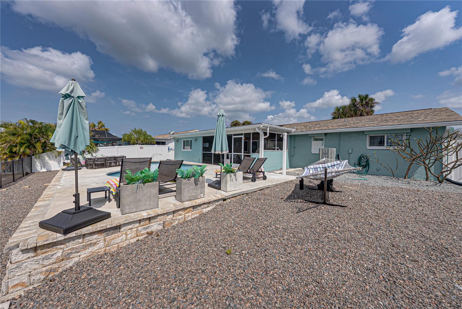APOLLO BEACH UNIT 08 A RESUBDI - Residential