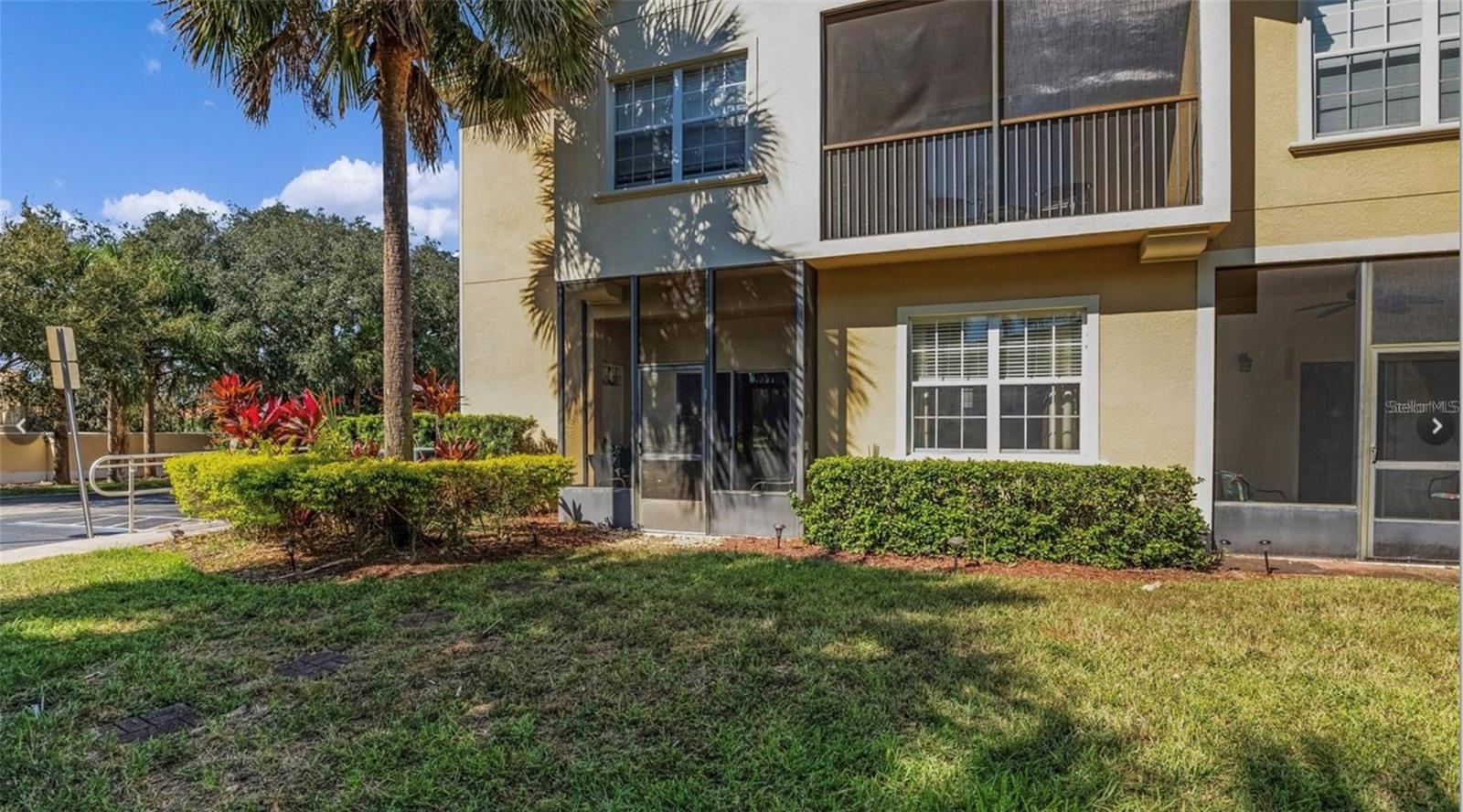 OAKWATER CONDO PH 15-19 - Residential