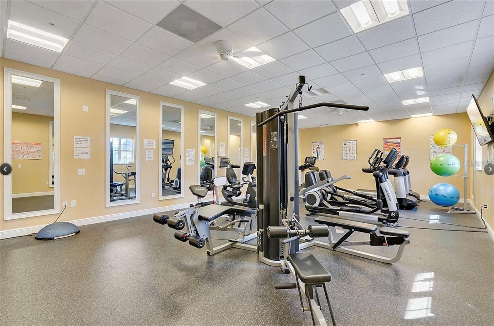 OAKWATER CONDO PH 15-19 - Residential