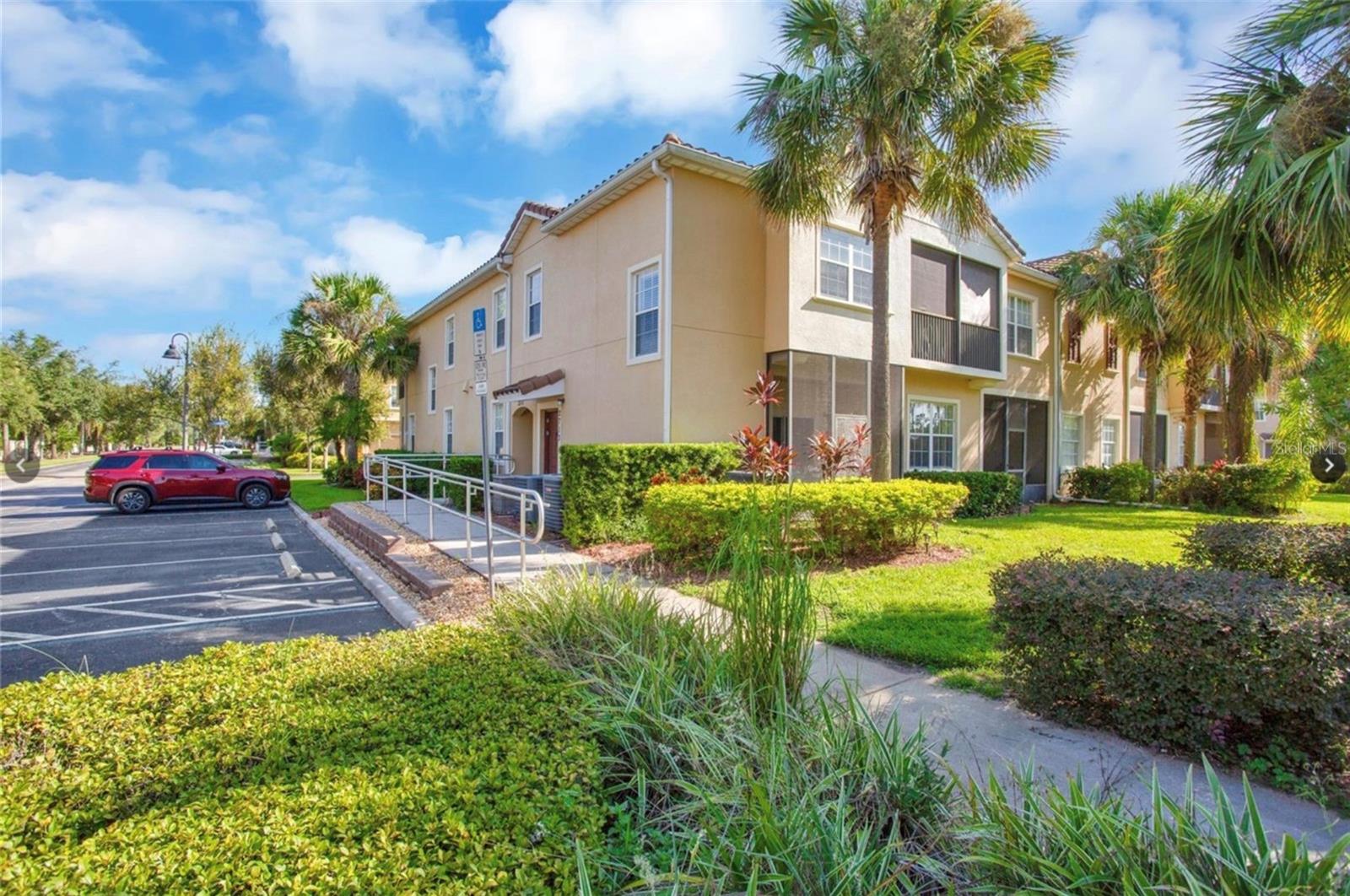 OAKWATER CONDO PH 15-19 - Residential