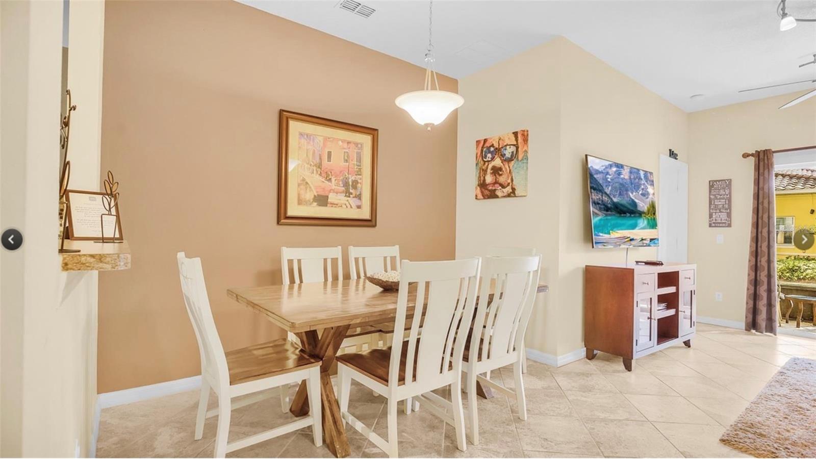 OAKWATER CONDO PH 15-19 - Residential