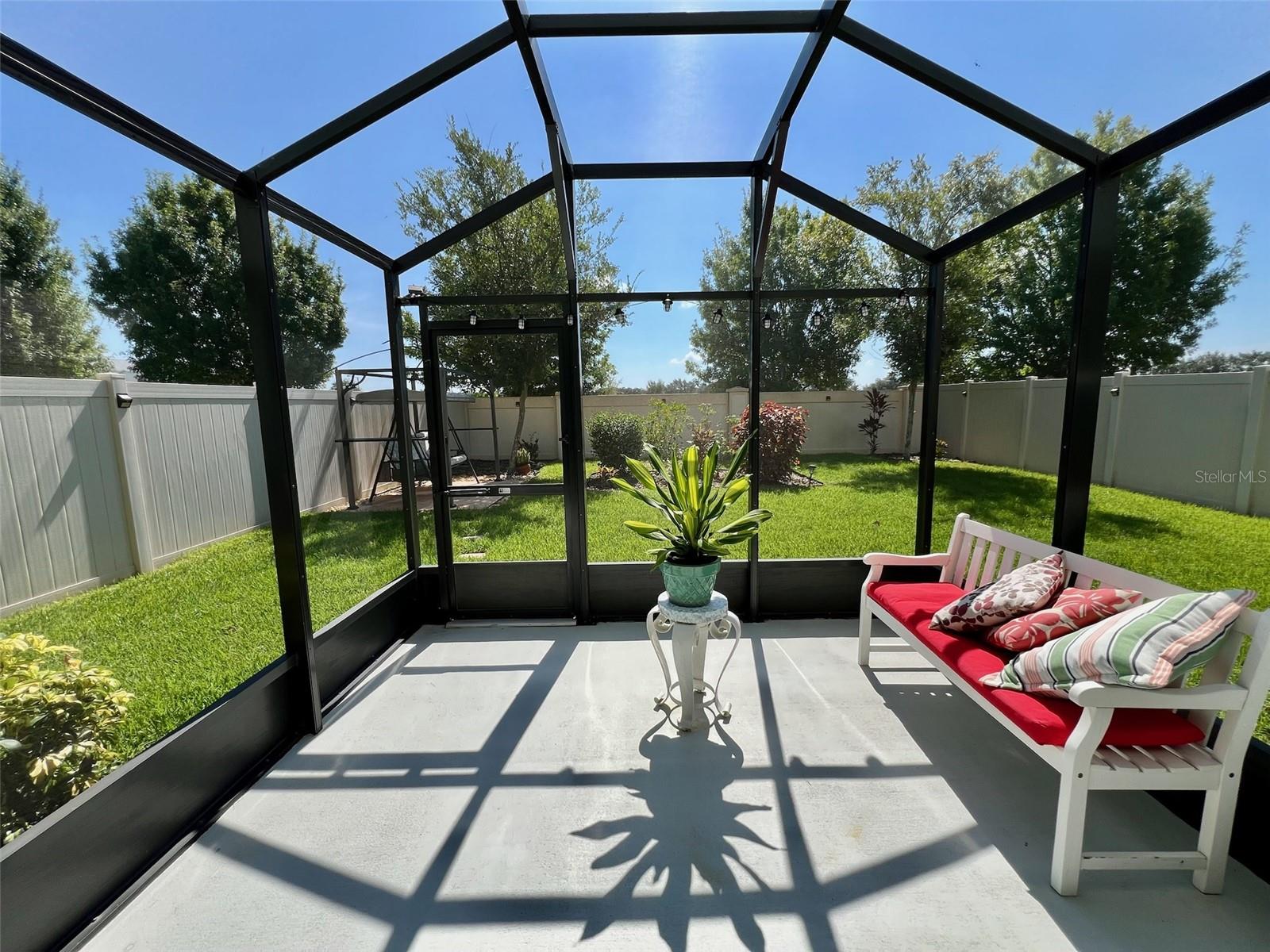 Casas a venda 2 - Jen Dantas 2761 MONTICELLO WAY