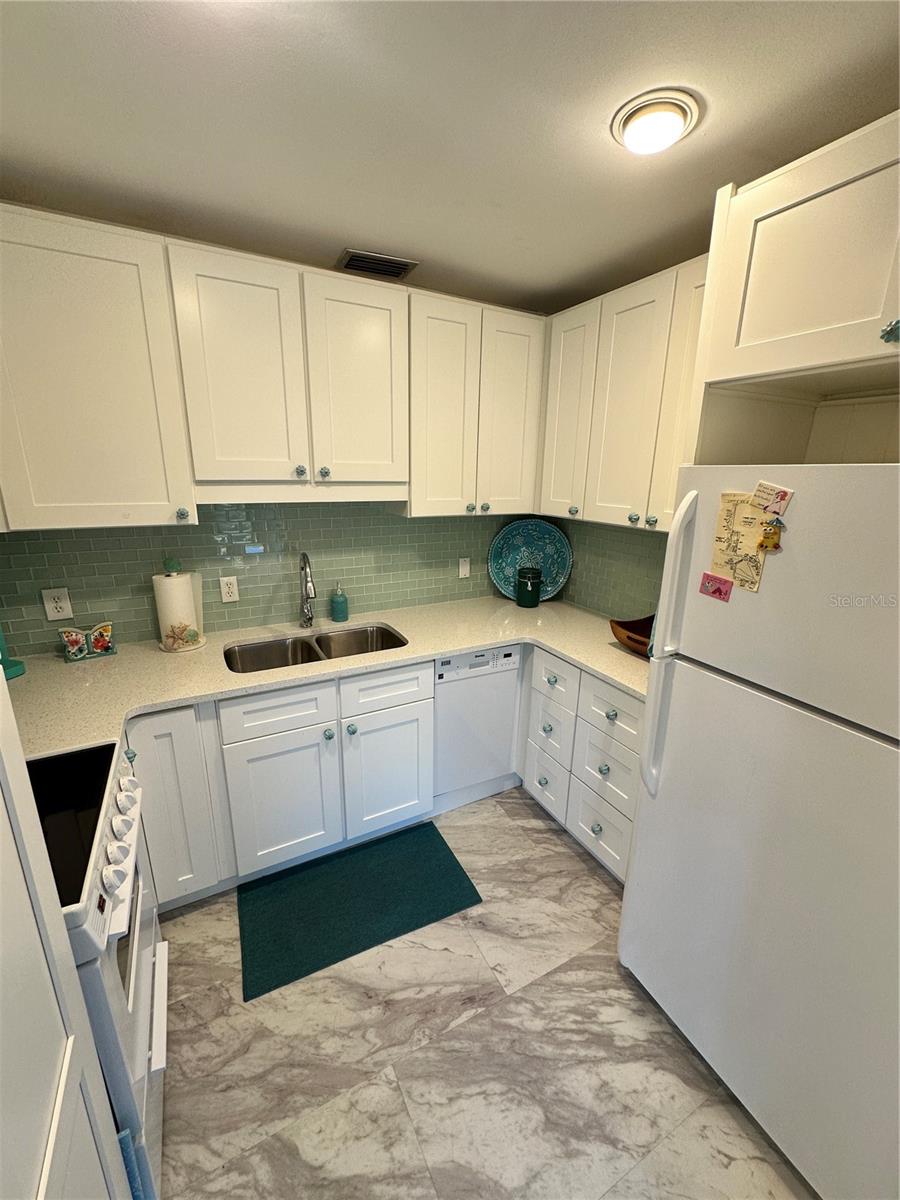 TIMBER CREEK ONE - Residential Lease