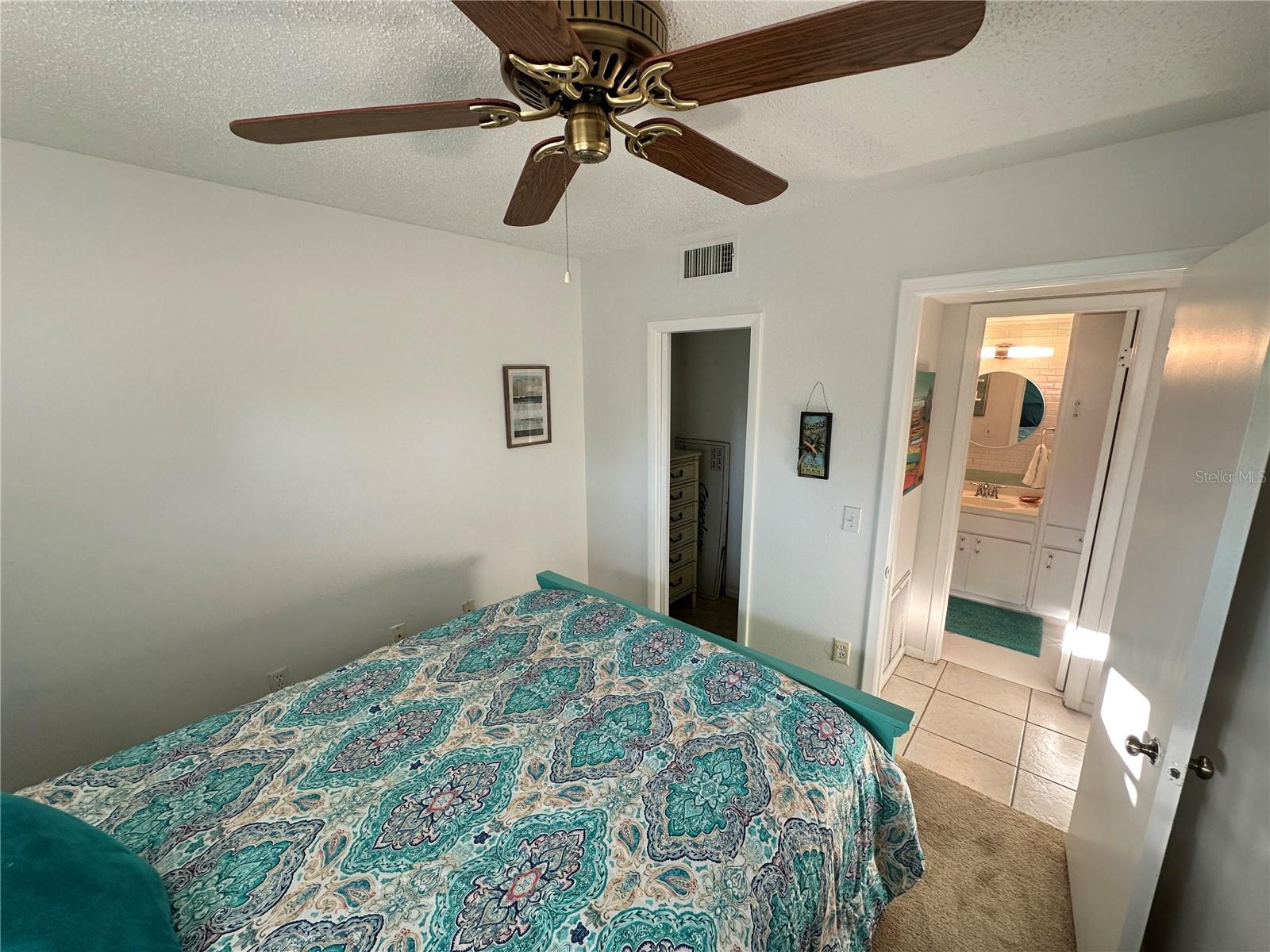 TIMBER CREEK ONE - Residential Lease