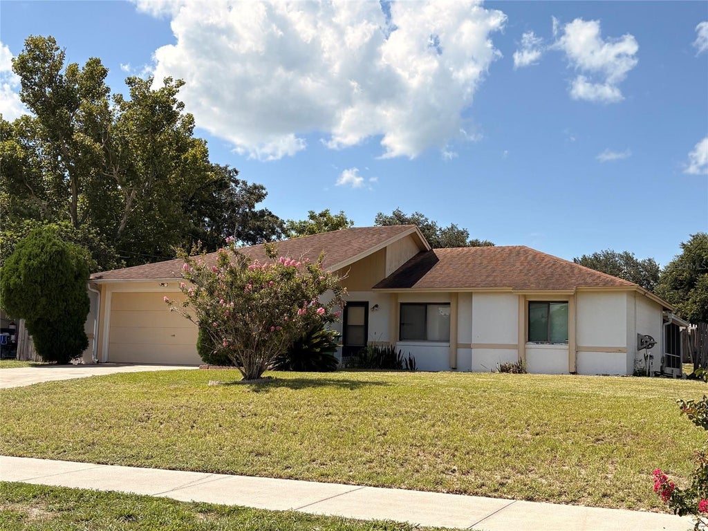 Photo of 1418 Catalina Boulevard, Deltona, FL 32725 (MLS # V4950284)