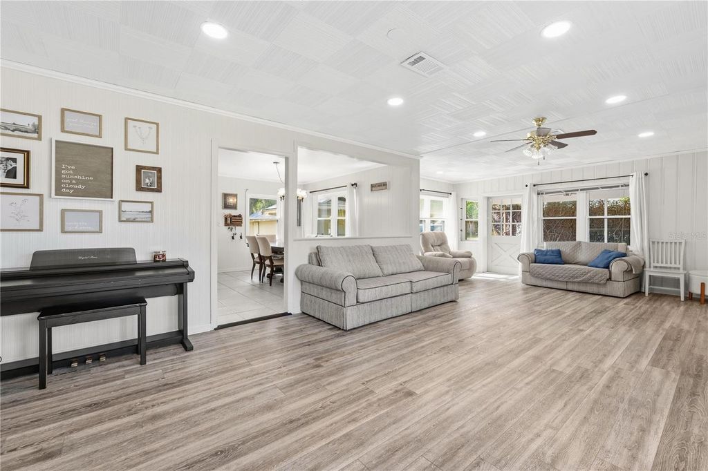 Photo of 3121 Avenue M NW, Winter Haven, FL 33881 (MLS # L4957666)