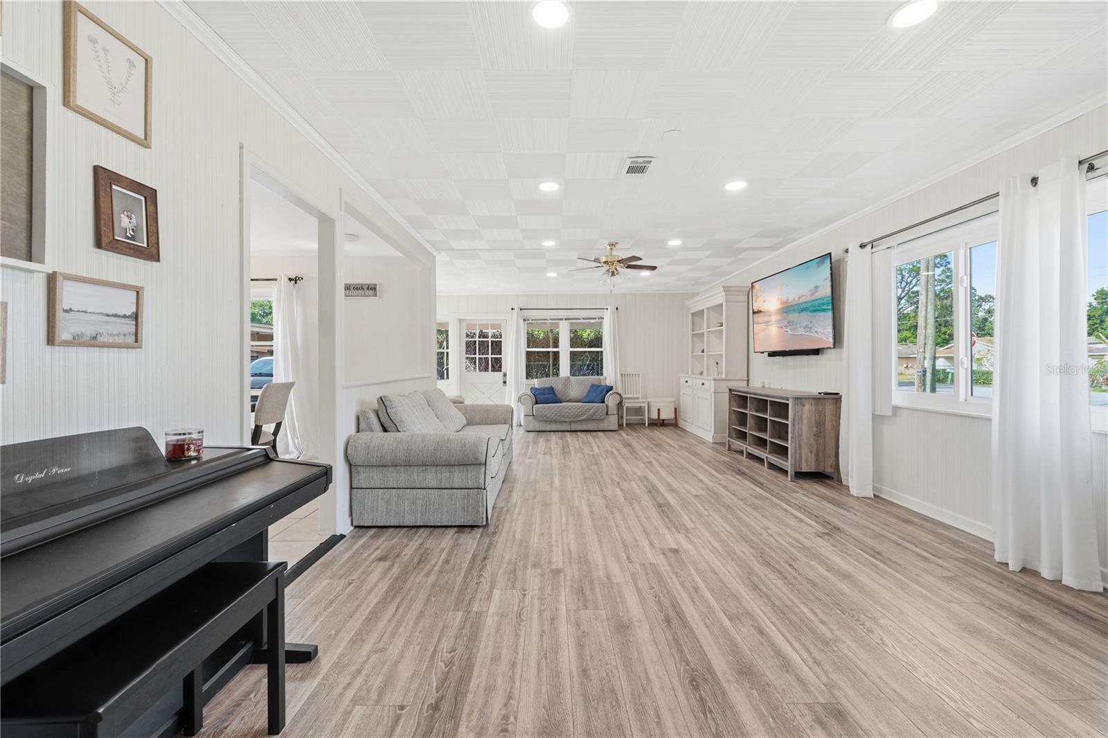 WEST CANNON HEIGHTS - Residential