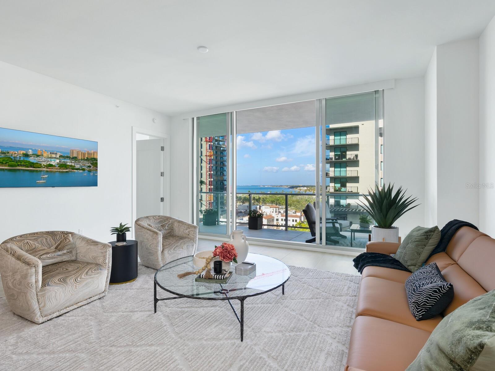 BAYSO SARASOTA - Residential