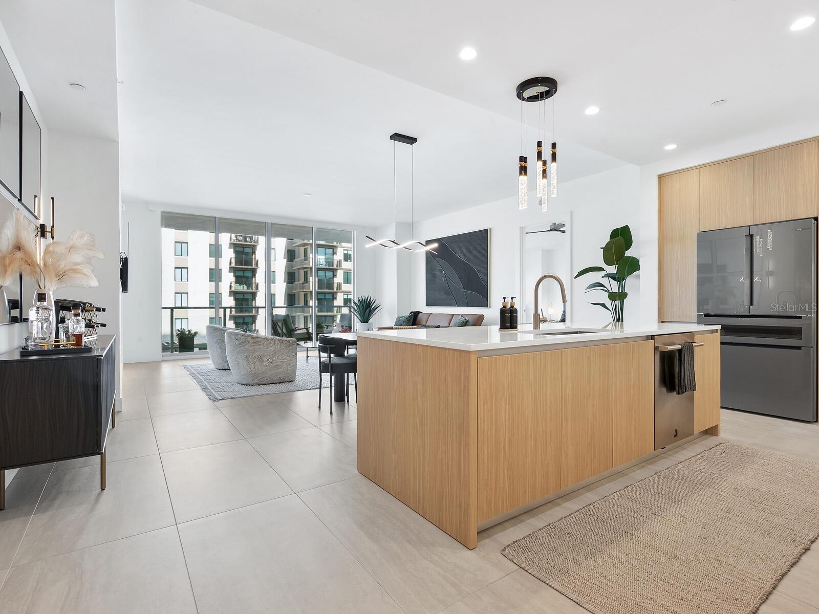 BAYSO SARASOTA - Residential