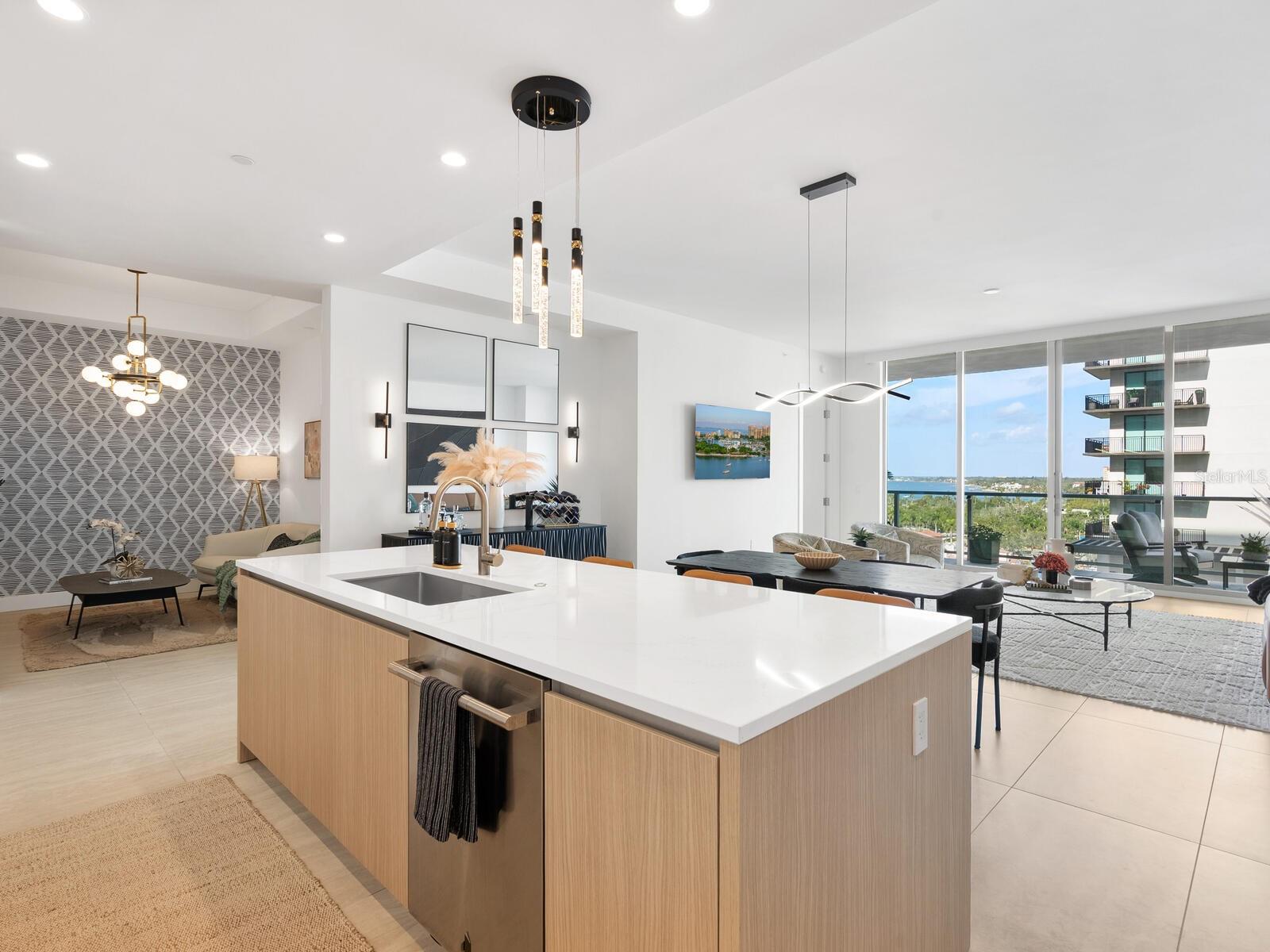 BAYSO SARASOTA - Residential