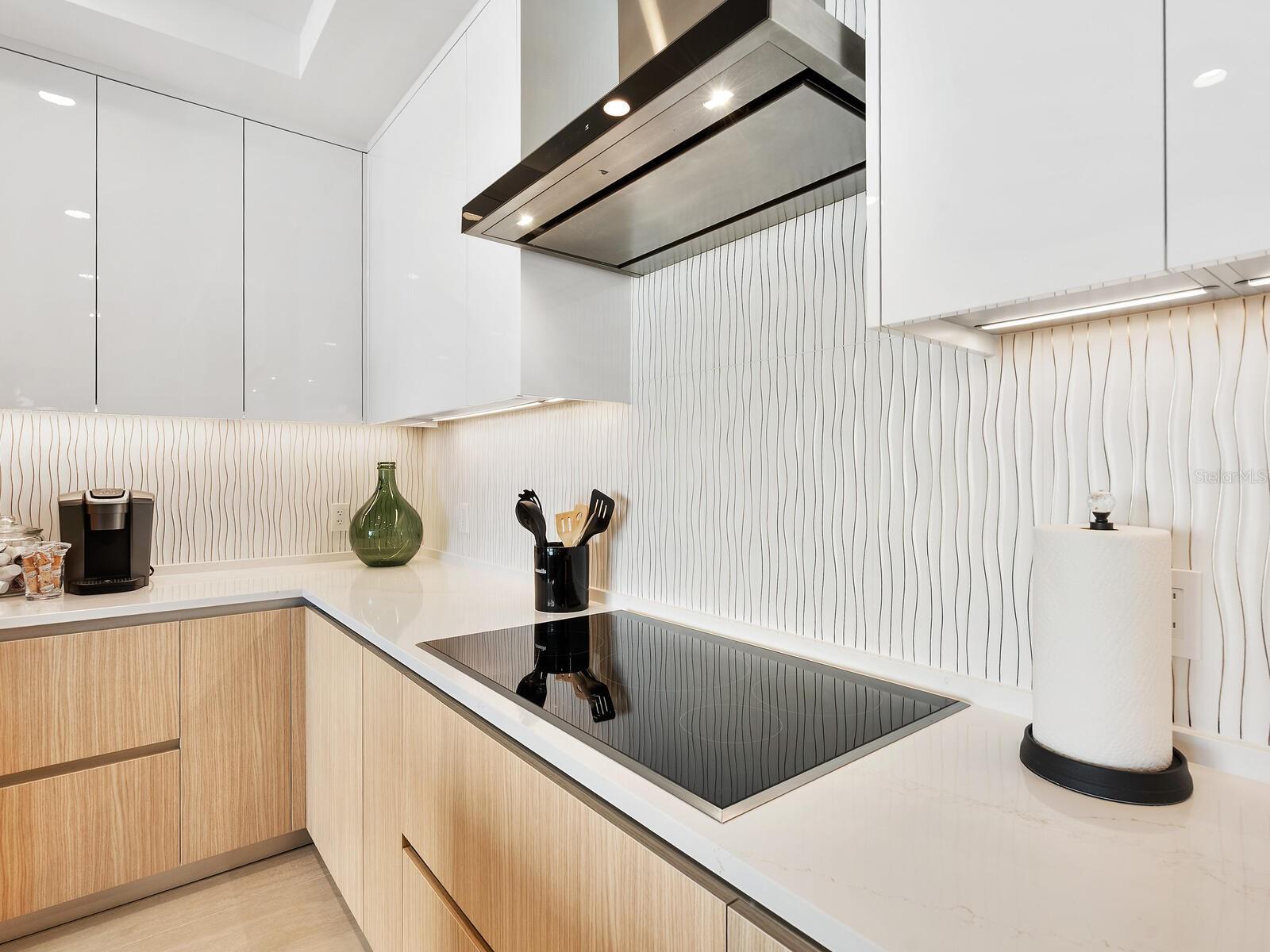 BAYSO SARASOTA - Residential