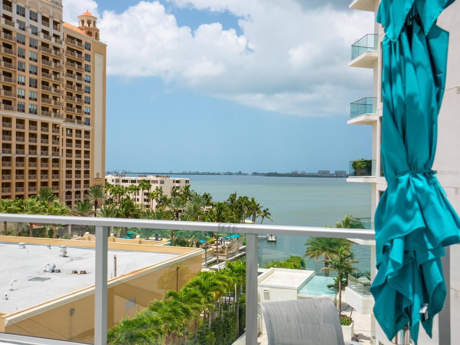 BAYSO SARASOTA - Residential