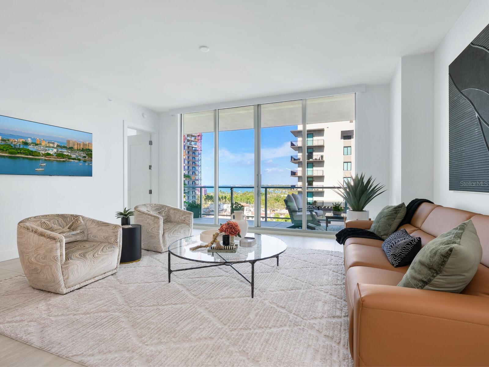 BAYSO SARASOTA - Residential