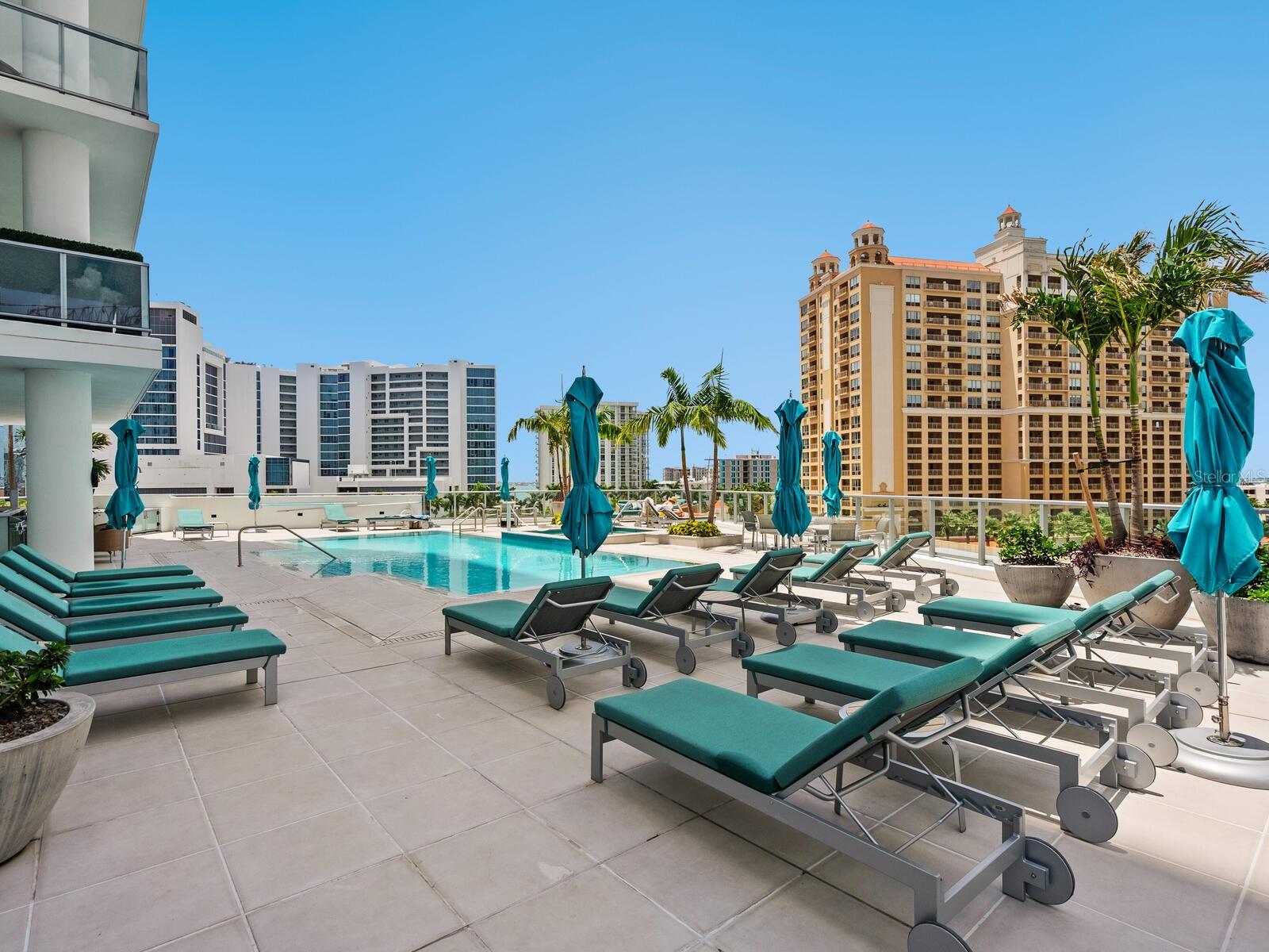 BAYSO SARASOTA - Residential