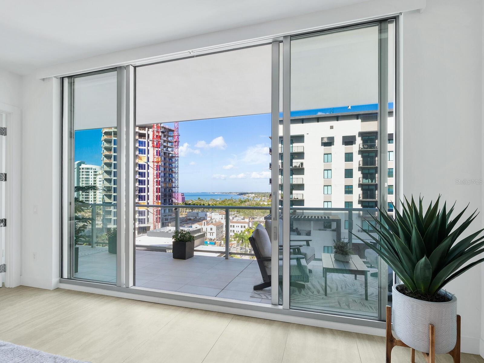 BAYSO SARASOTA - Residential