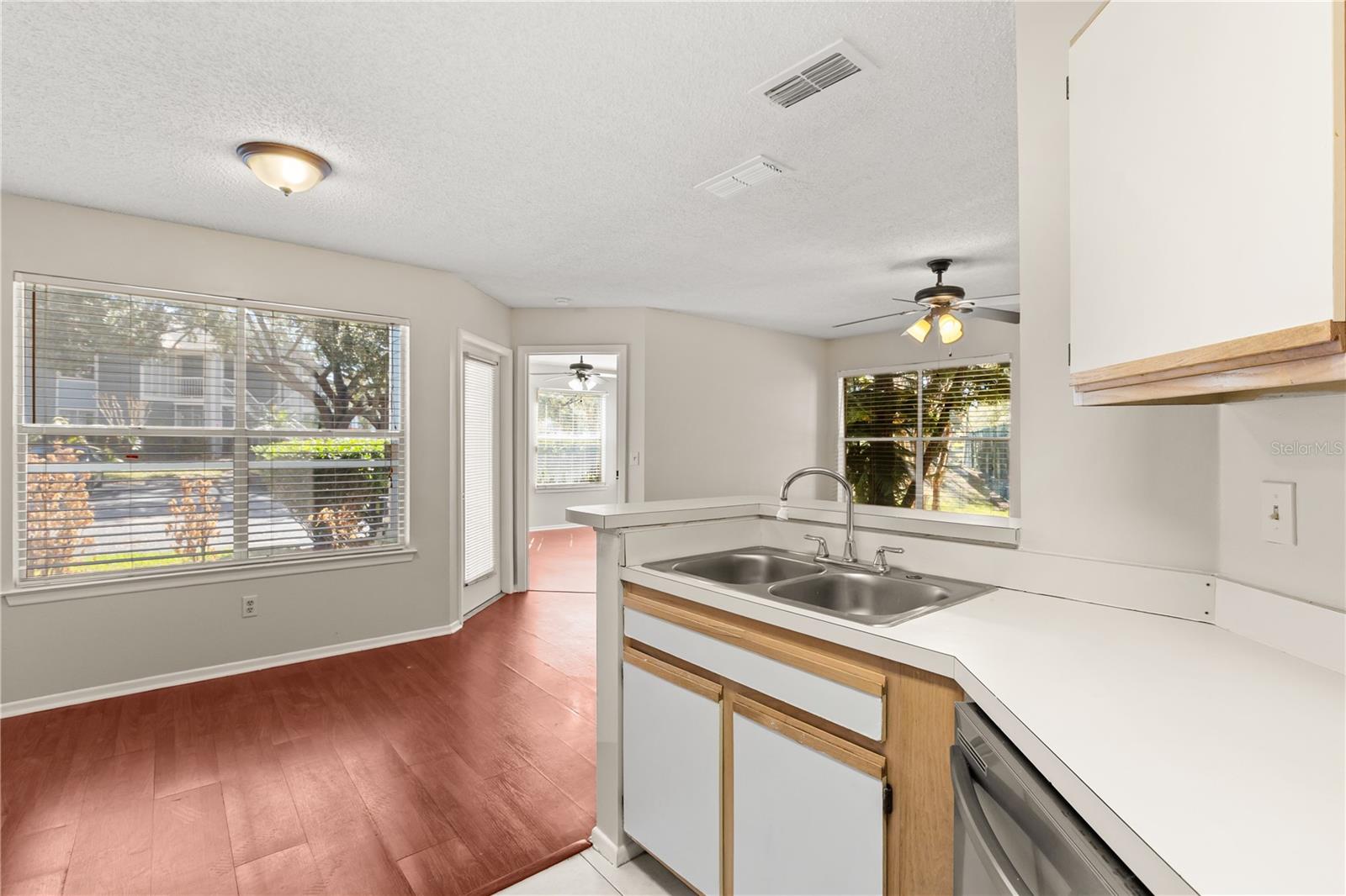 REGENCY PARK AT LAKE MARY A CONDO - Residential