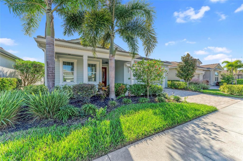 Photo of 5632 Long Shore Loop, Sarasota, FL 34238 (MLS # A4675176)
