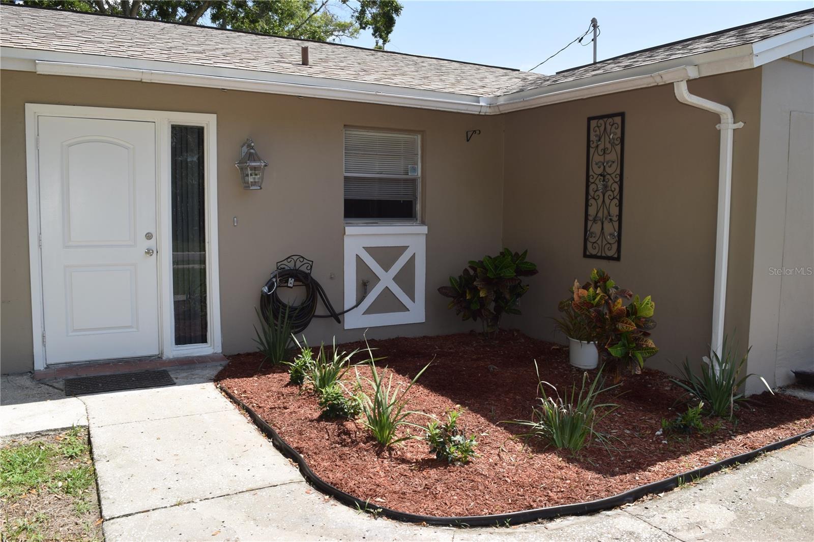 2453 RAYMONT DRIVE