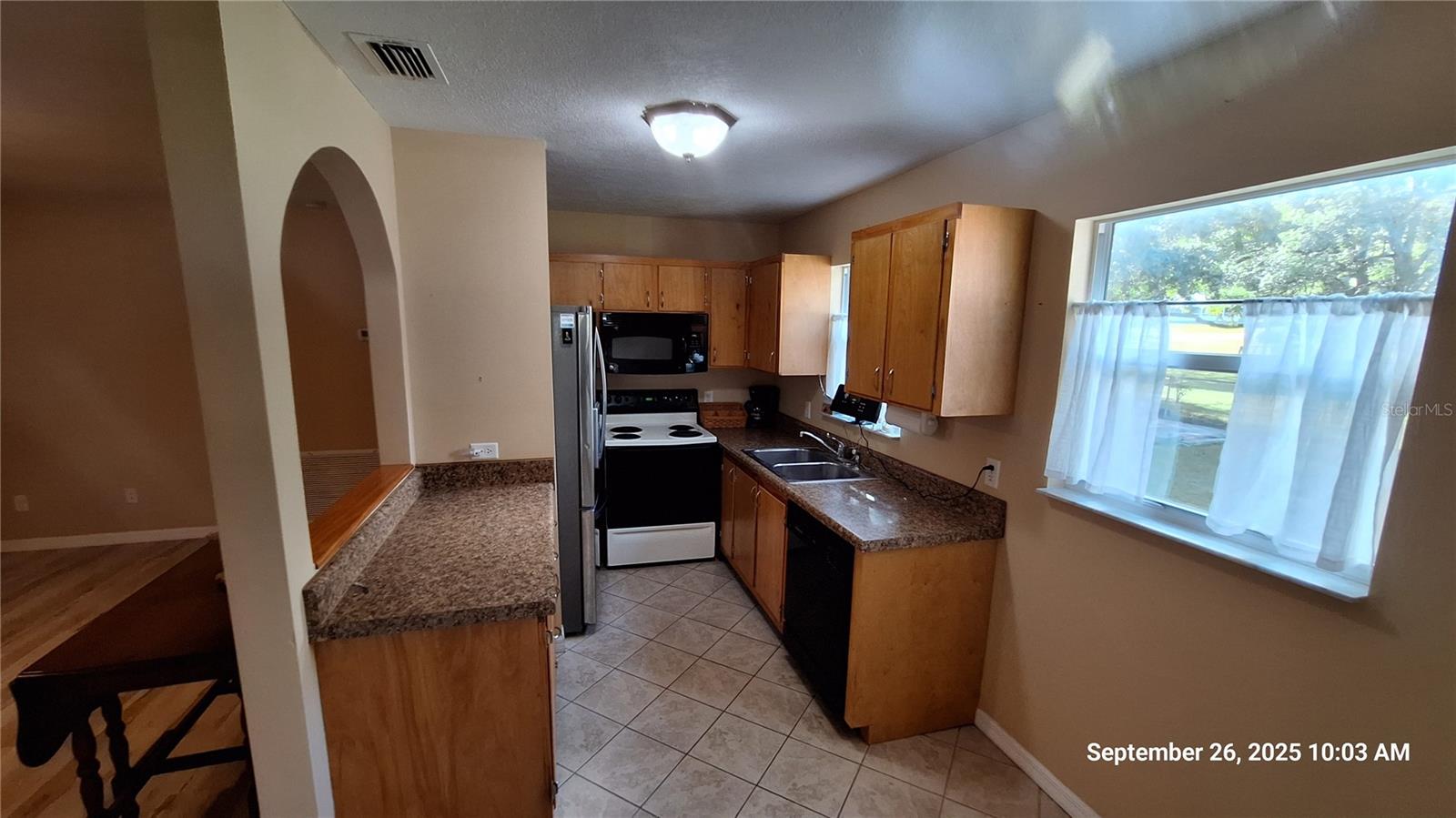 TOWN BELLEVIEW - Residential