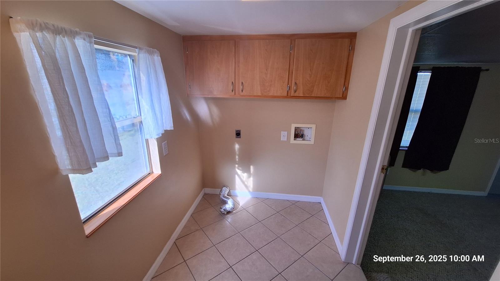 TOWN BELLEVIEW - Residential