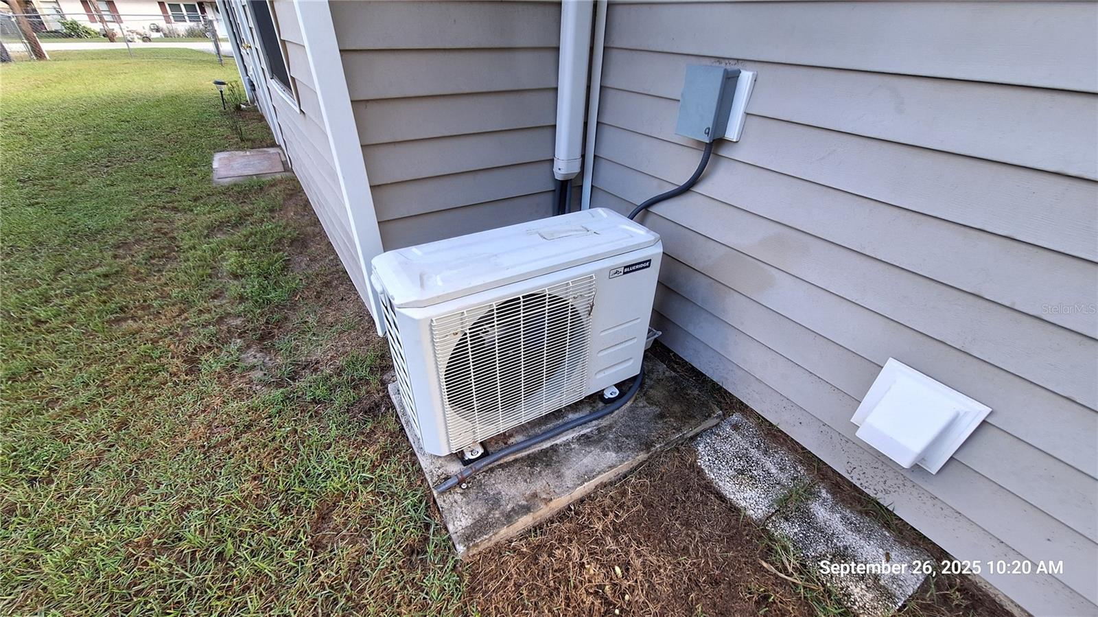 TOWN BELLEVIEW - Residential