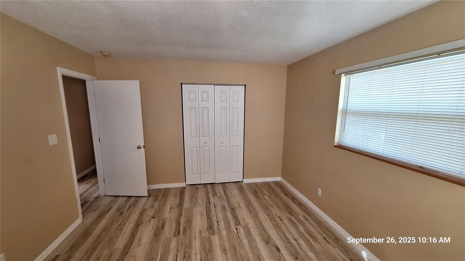 TOWN BELLEVIEW - Residential