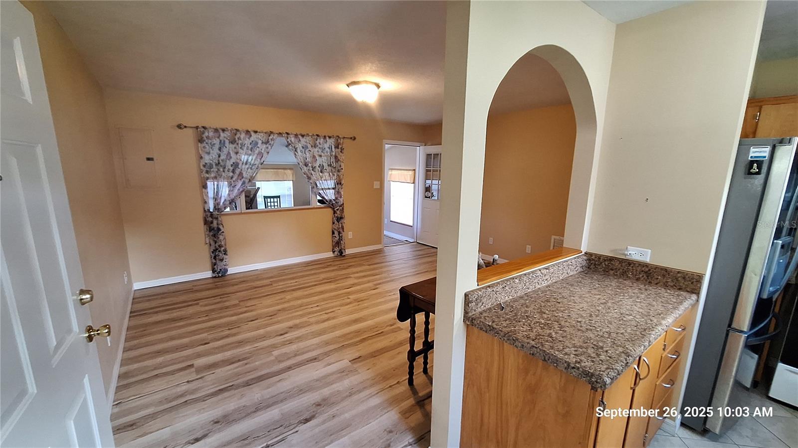 TOWN BELLEVIEW - Residential