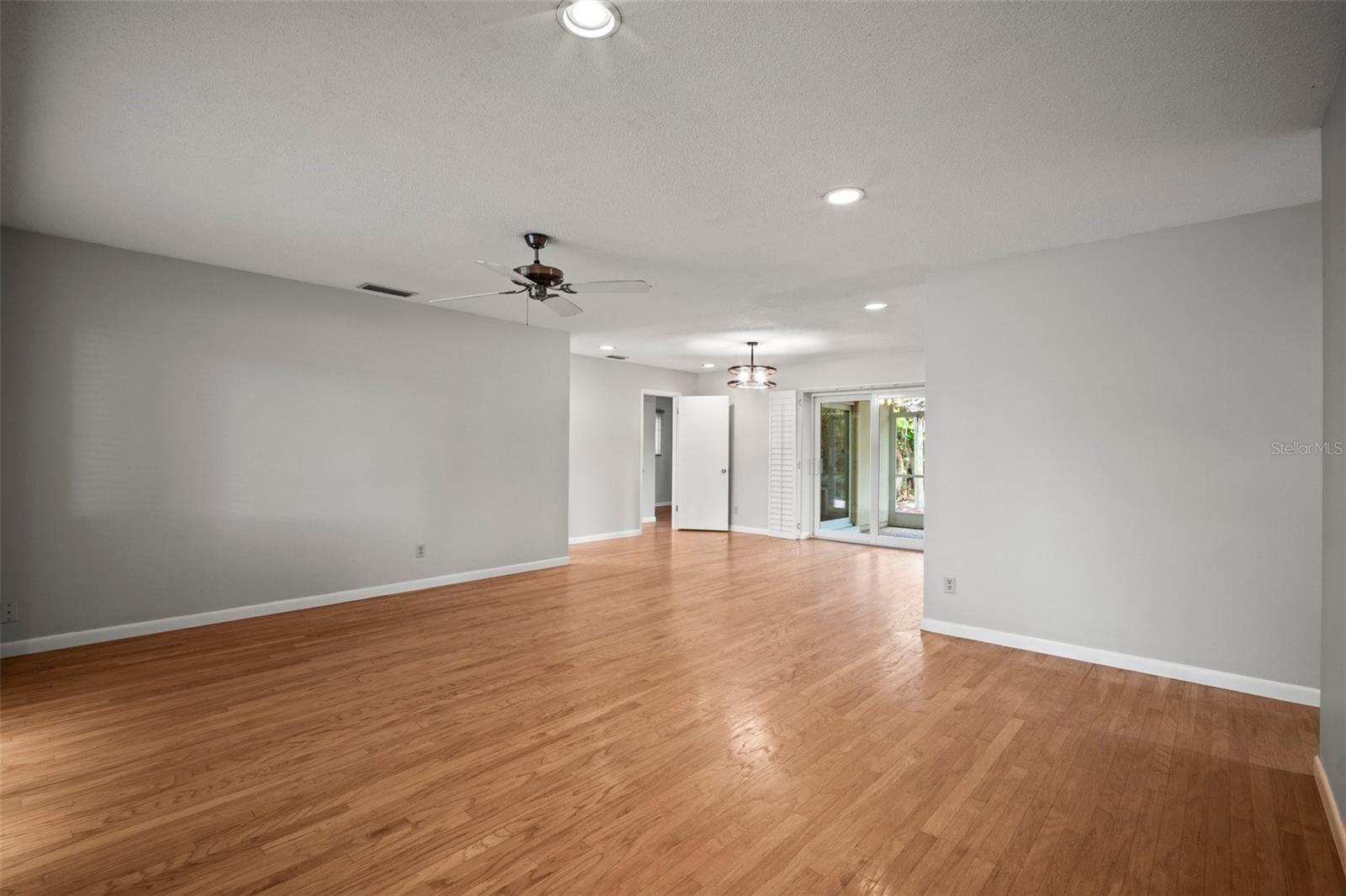 6512 BOWLINE DRIVE