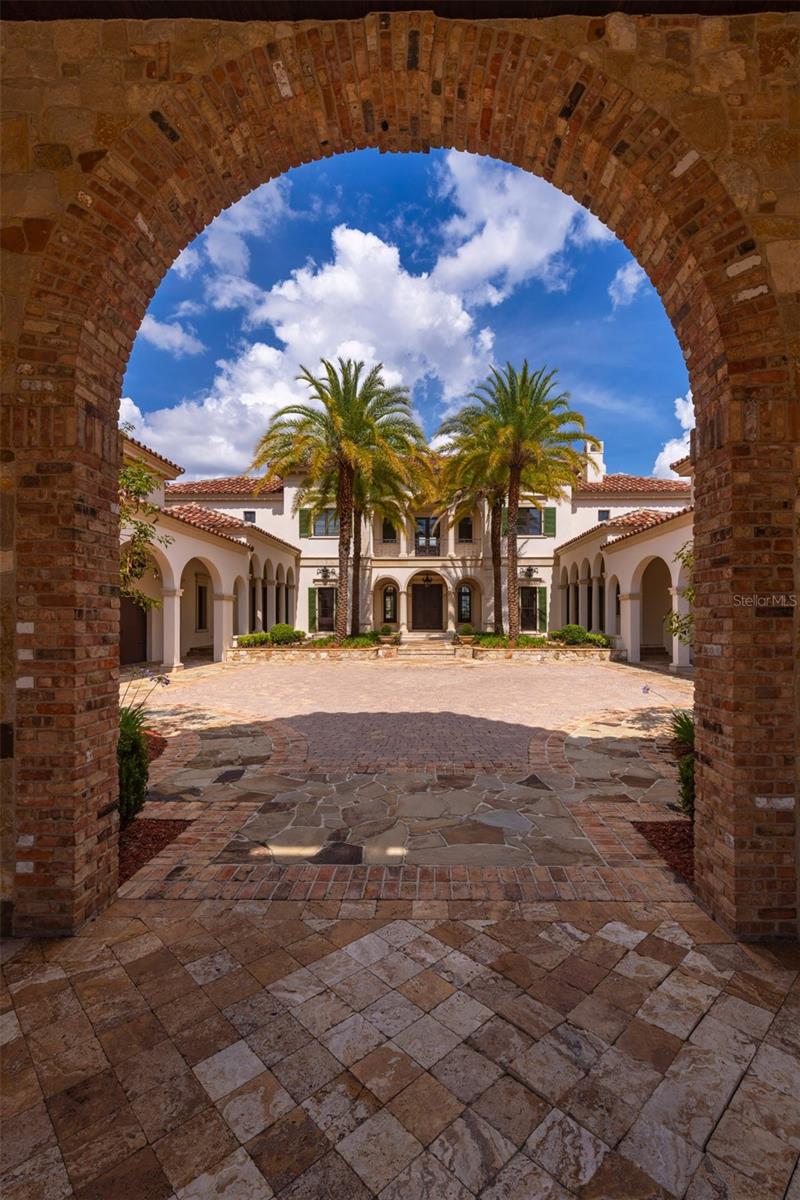 6119 GROSVENOR SHORE DRIVE