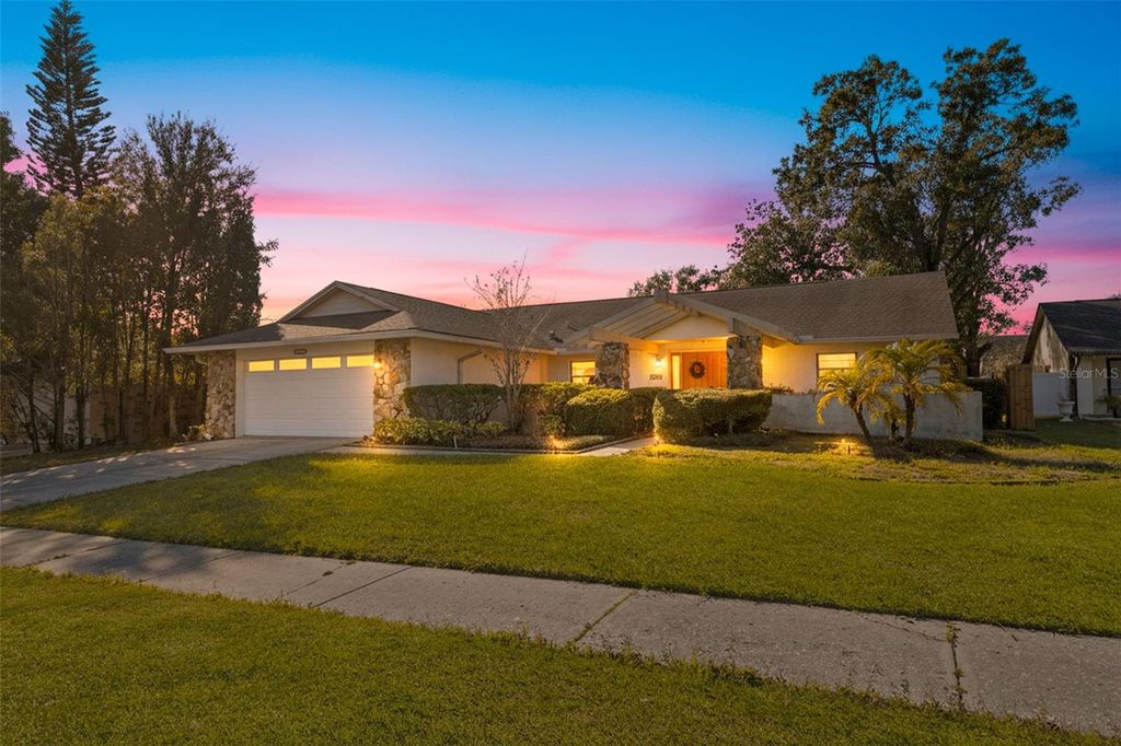 Photo of 13604 Cozy Place, Tampa, FL 33625 (MLS # TB8460471)