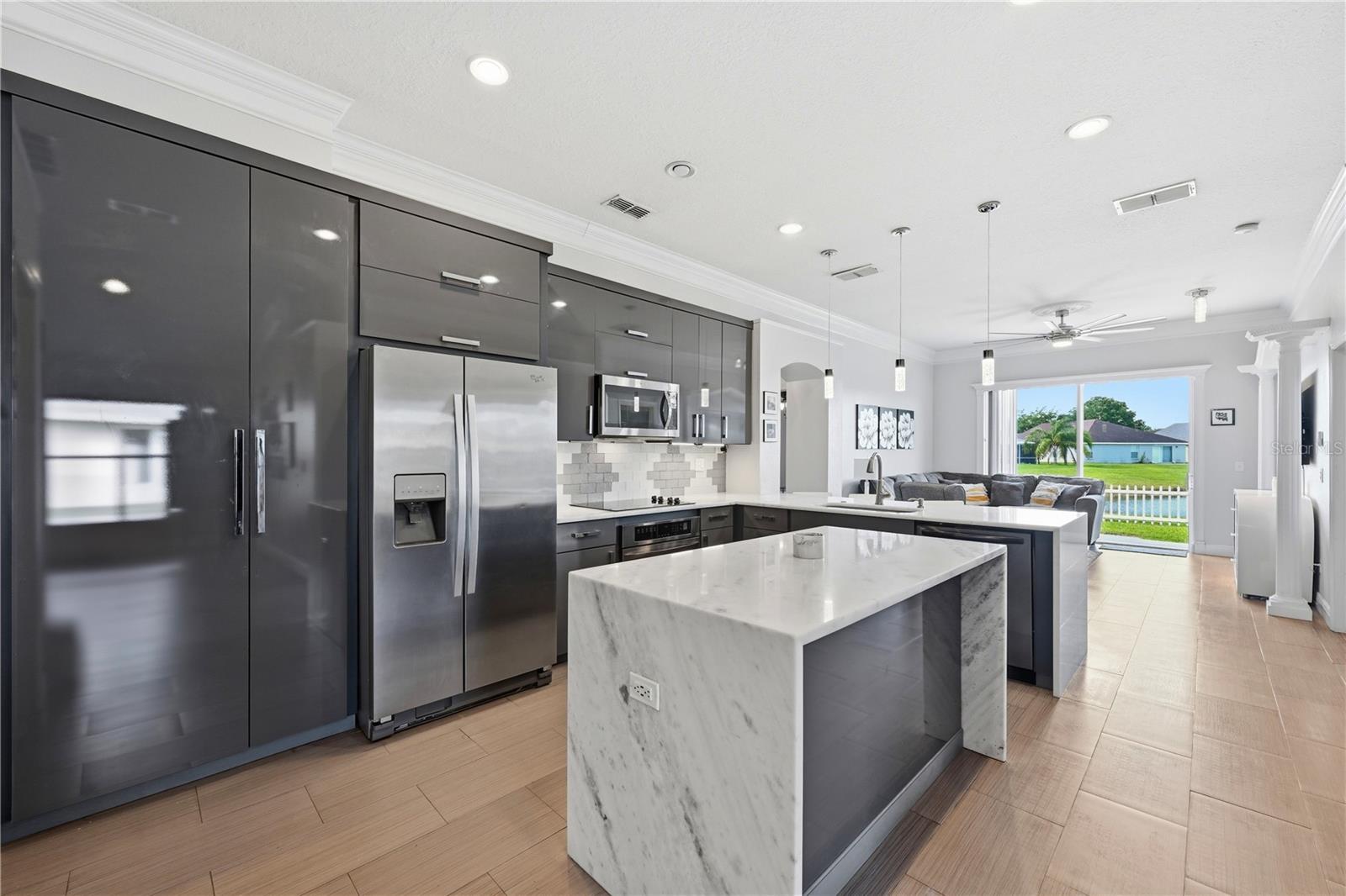 2704 EAGLE CREEK COURT