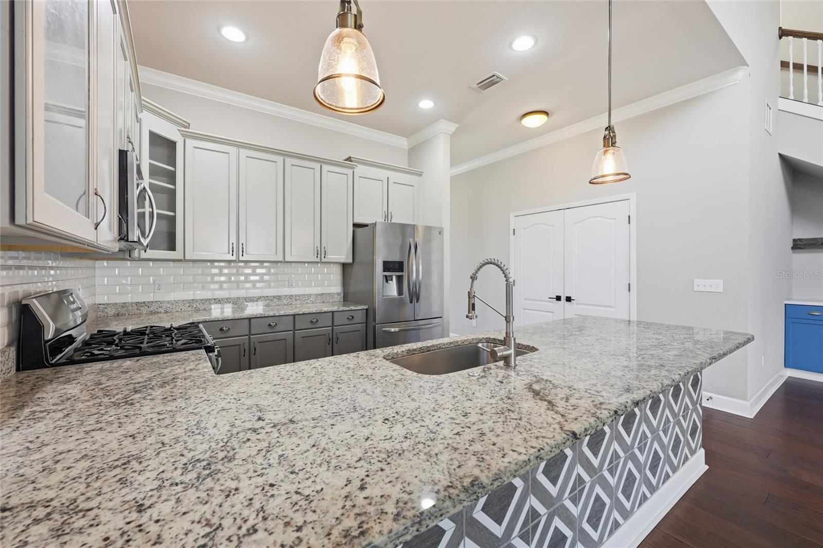 OAKMONT PH 1 UNIT 1B - Residential