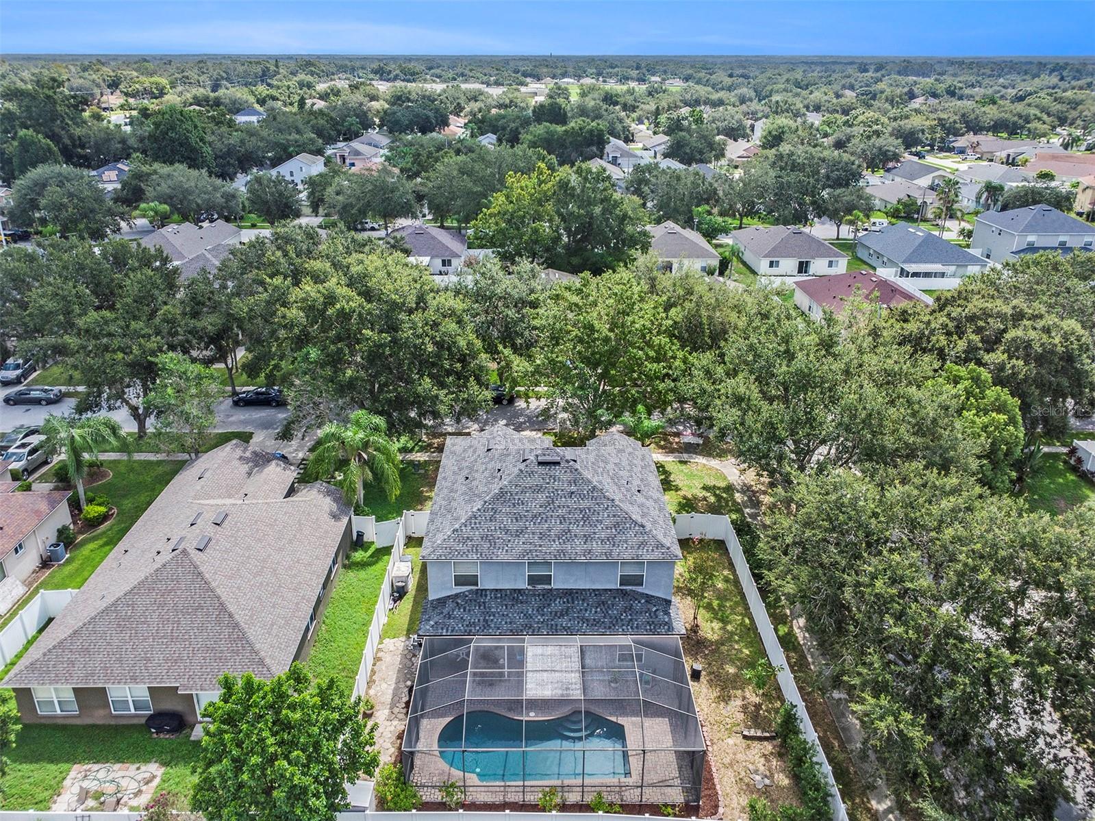 2613 QUEEN ALBERTA DRIVE
