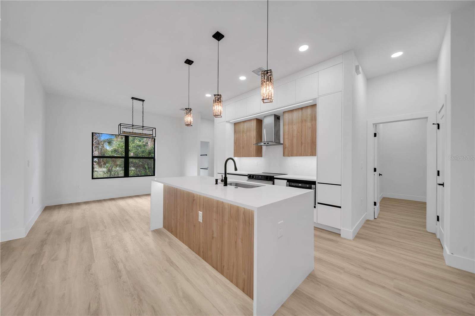 1528 - PORT CHARLOTTE SUB 10 - Residential