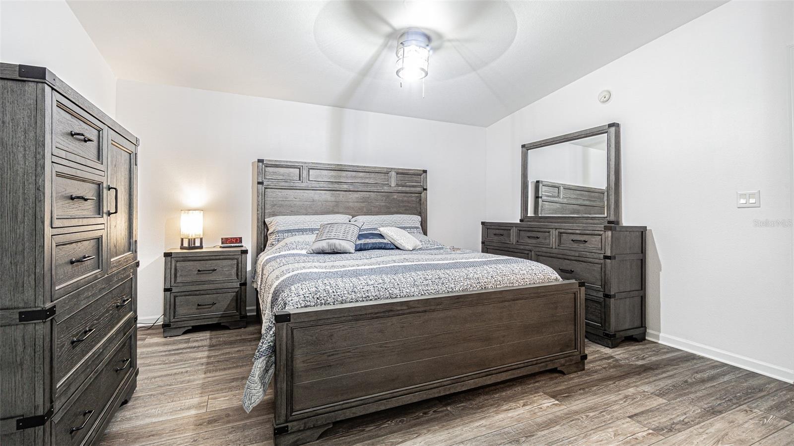 GRAND HORIZONS - Residential