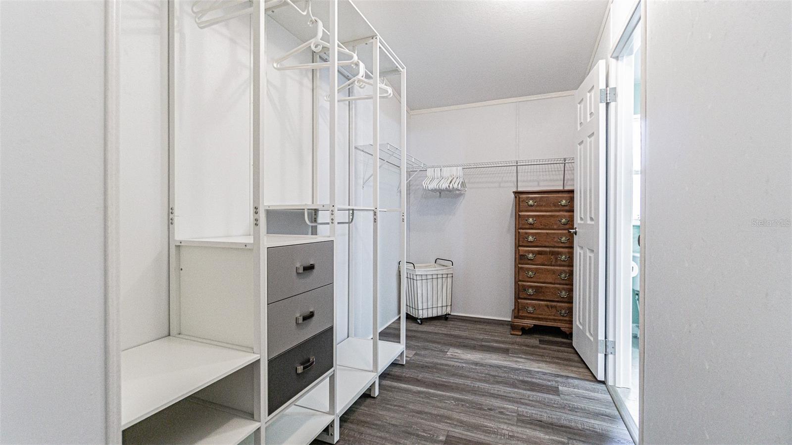 GRAND HORIZONS - Residential