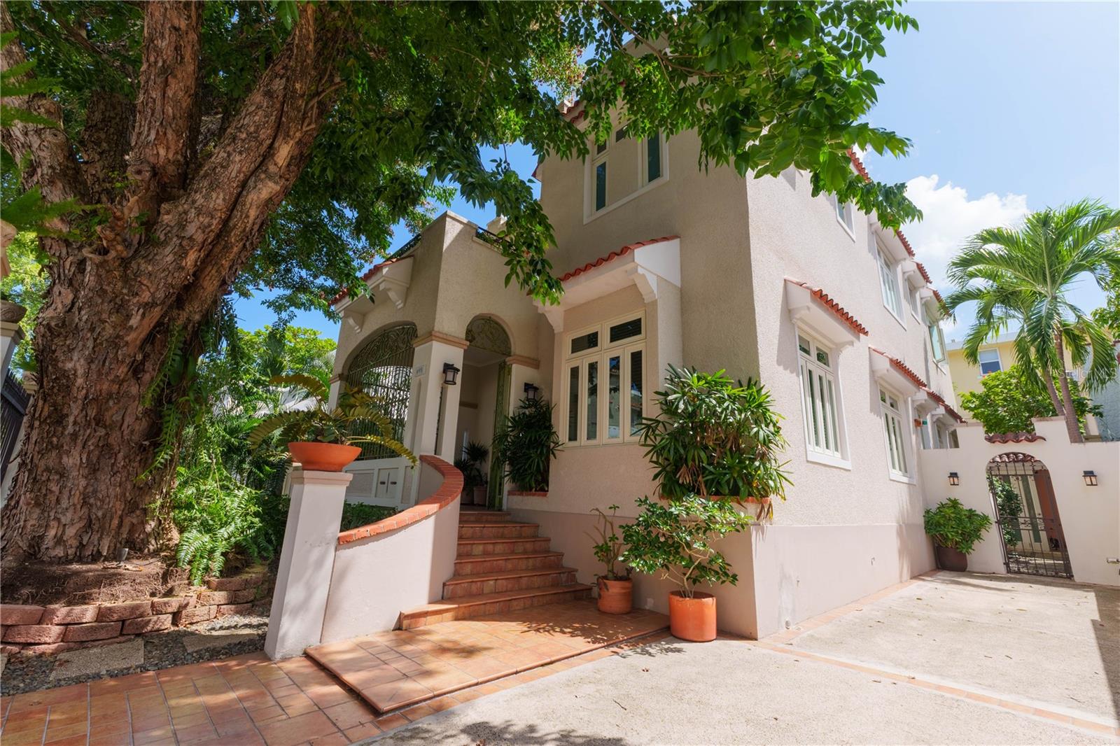 MIRAMAR - Residential