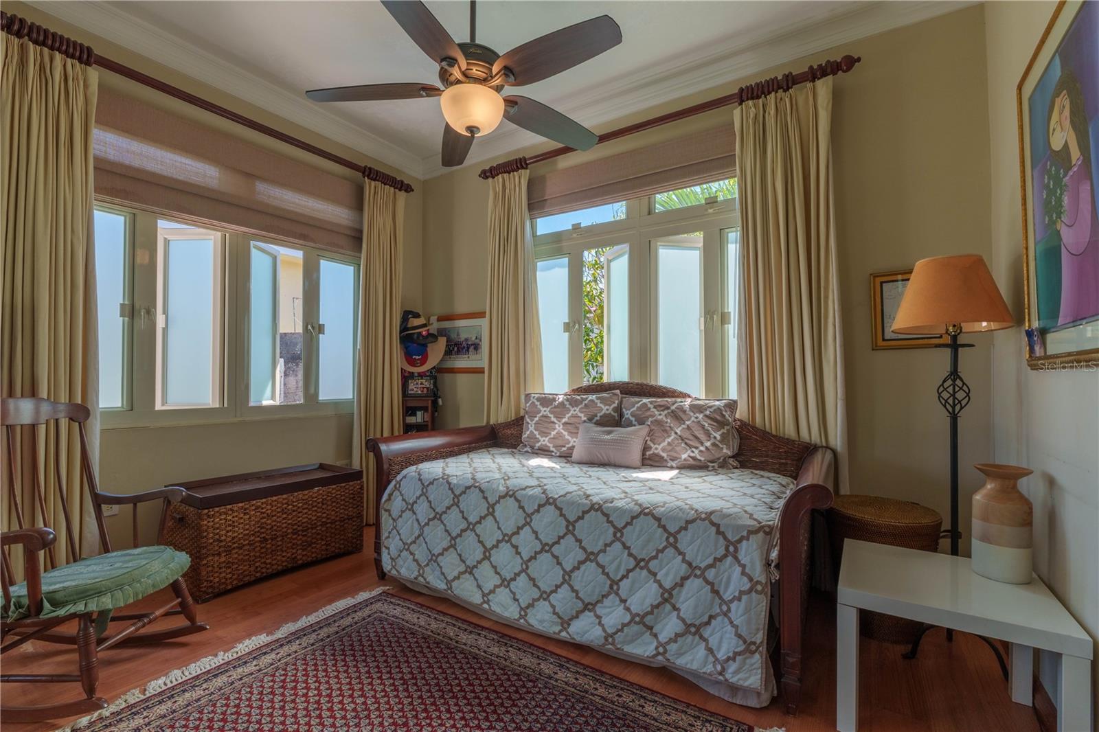 MIRAMAR - Residential