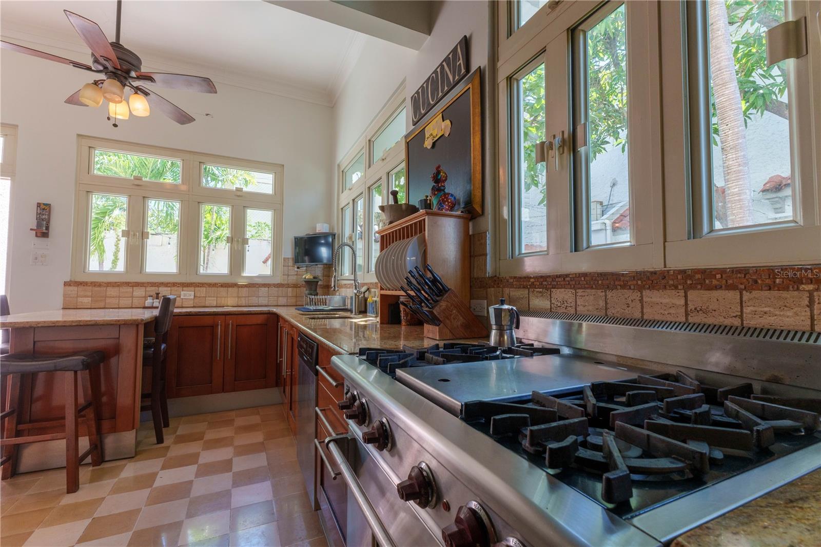 MIRAMAR - Residential