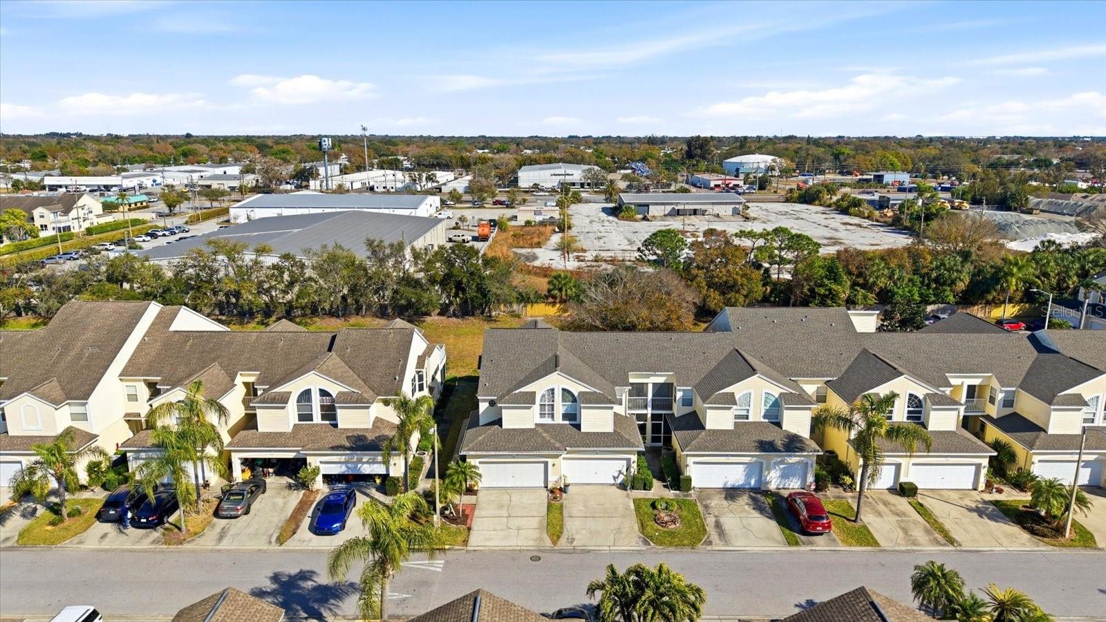 WILLOW GREENS - Residential