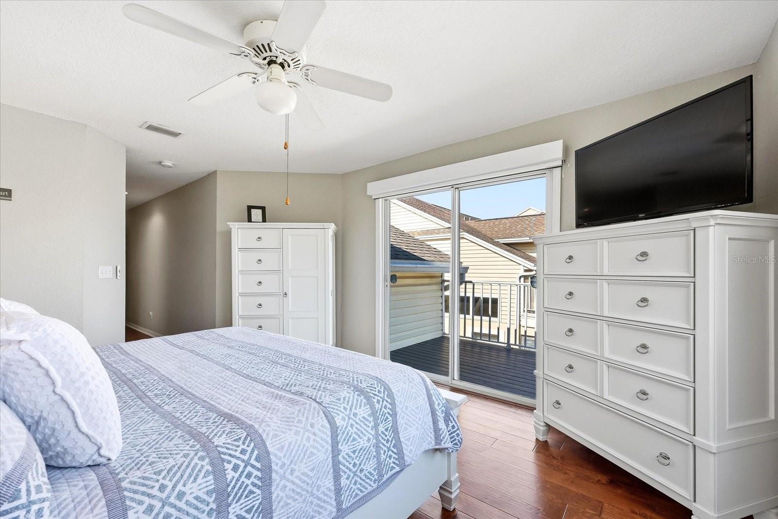 WILLOW GREENS - Residential