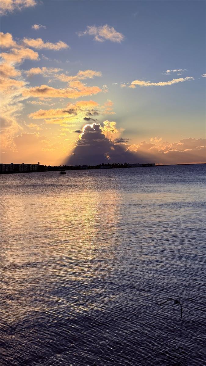 BAYWOOD VILLAGE - Land