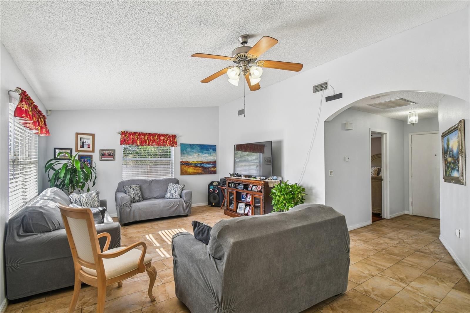 SPRING HILL - Residential