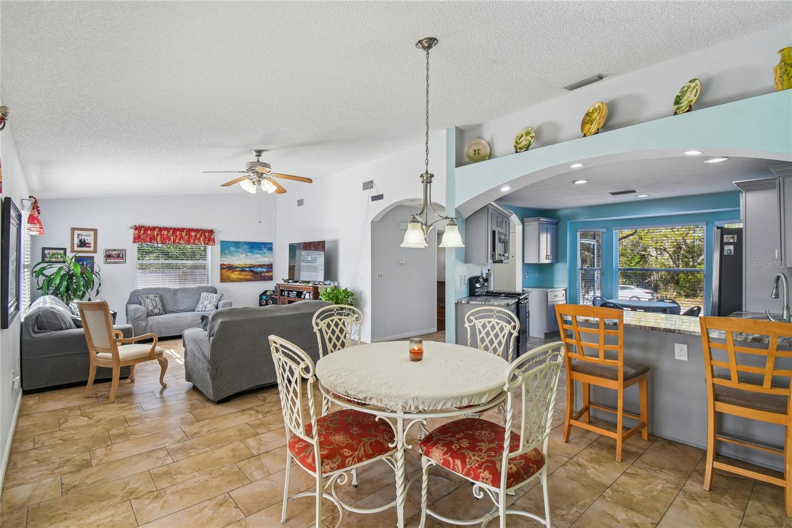 SPRING HILL - Residential