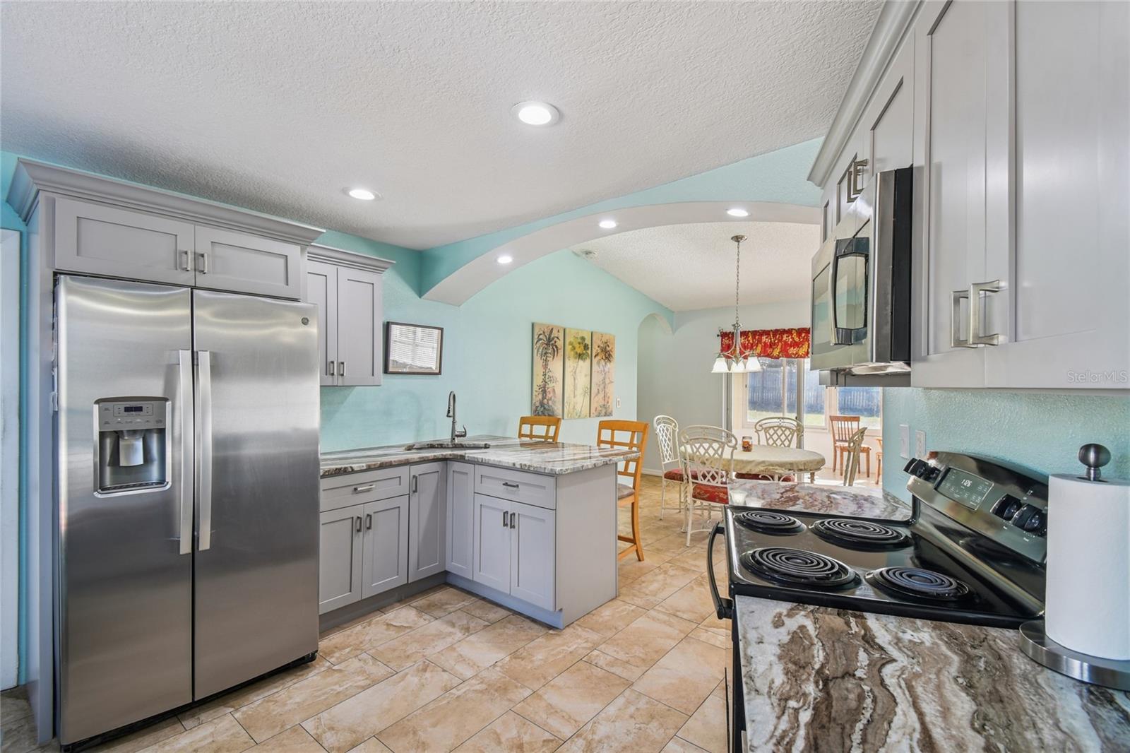 SPRING HILL - Residential